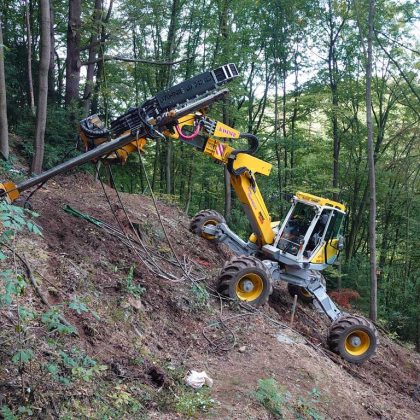 Baggerarbeiten mit Menzi Muck