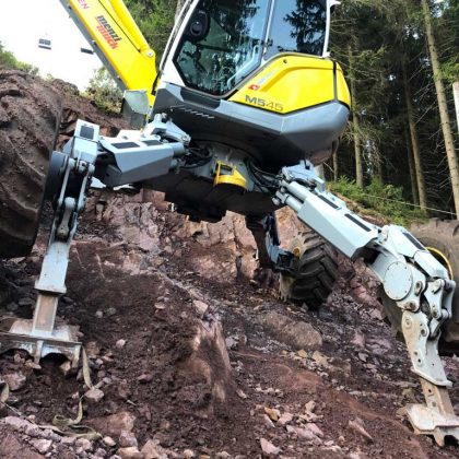 Baggerarbeiten mit Menzi Muck